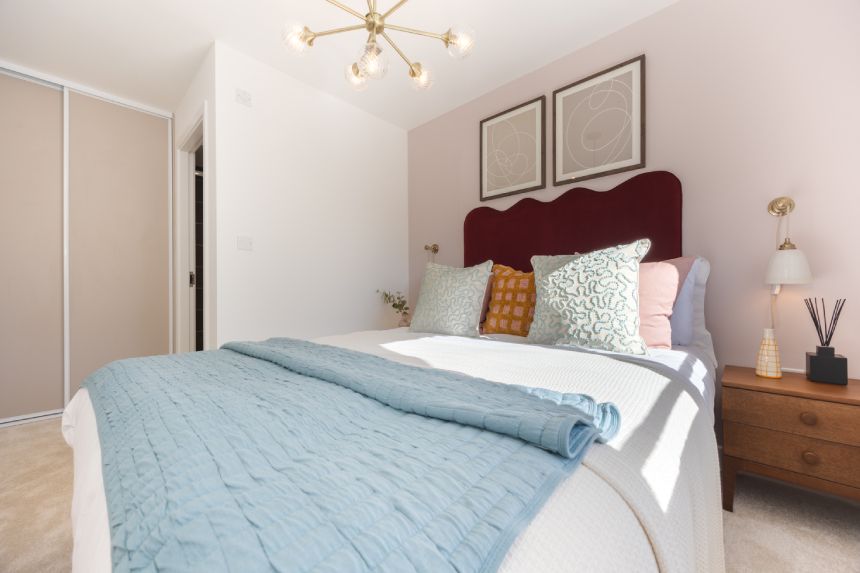 Property photo 3 of 8 The Meadows-Eveleigh Br1-House Banner