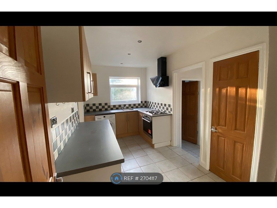 Property photo 3 of 24