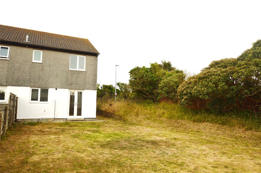 Property photo 2 of 13 Picture No. 36