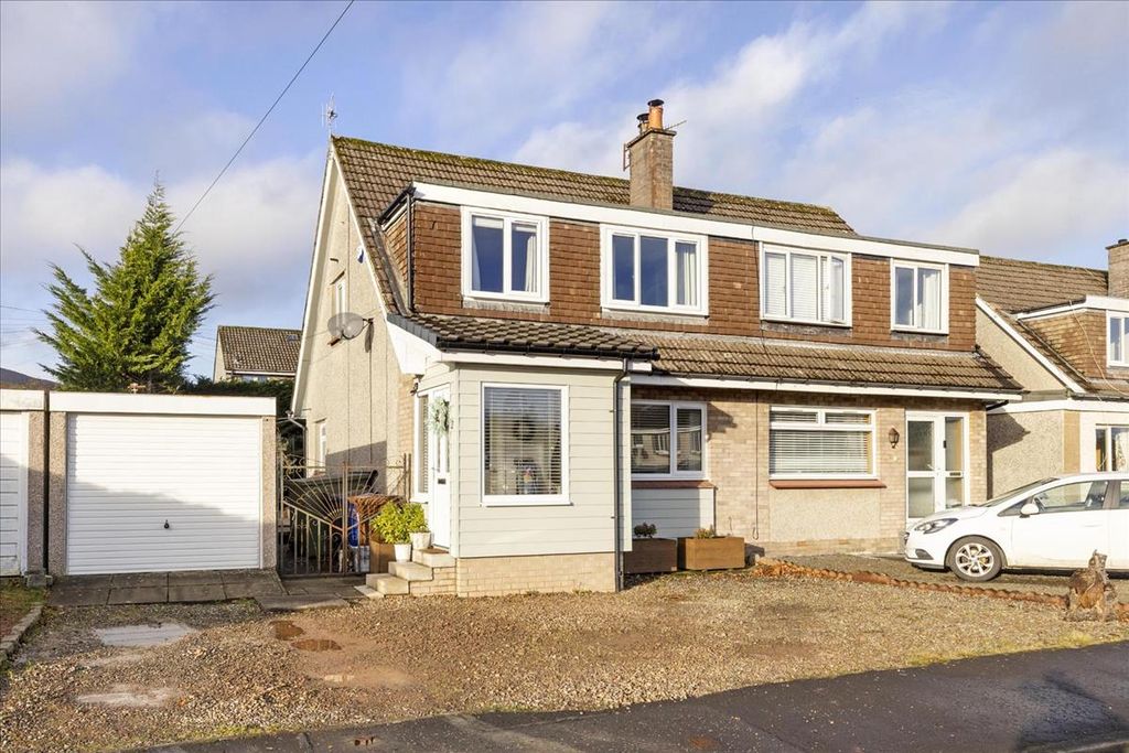 Property photo 1 of 30