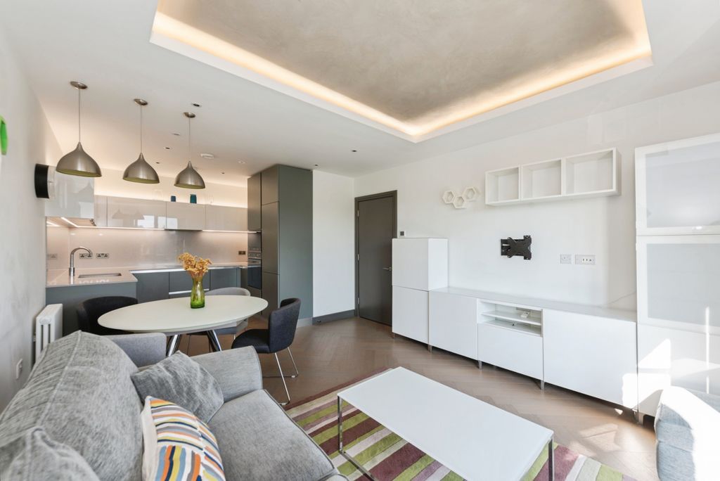 Property photo 2 of 20 Photo #2