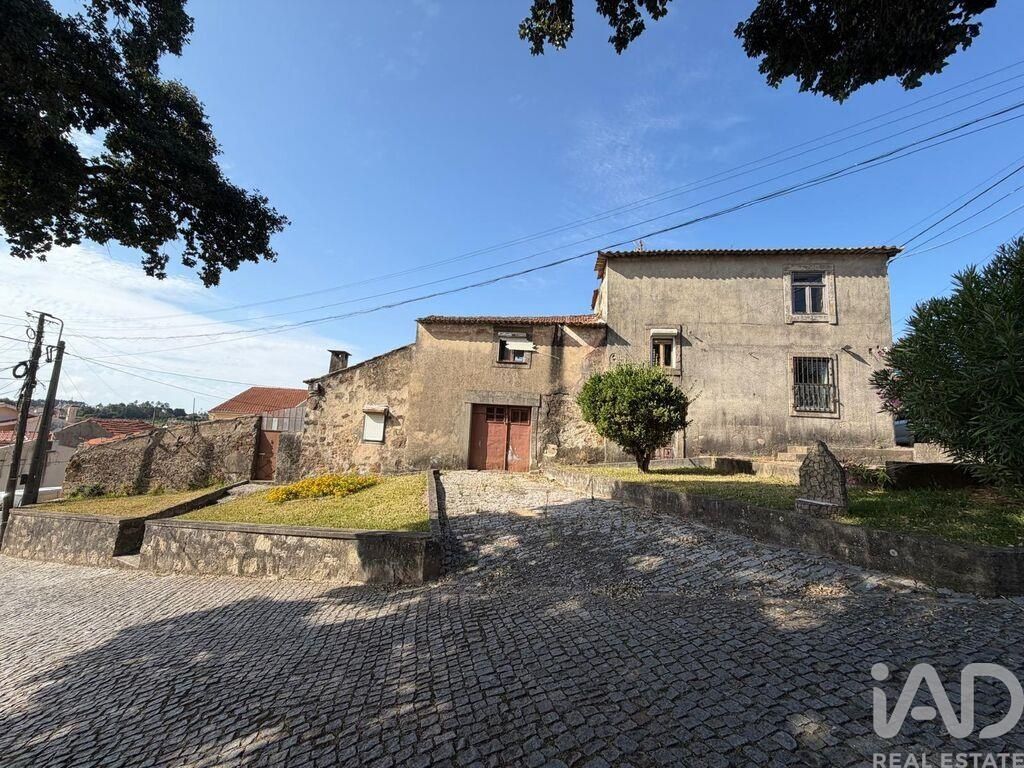 Property photo 1 of 37