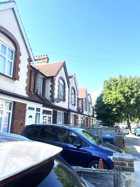 Property photo 1 of 7