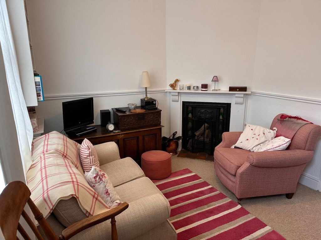 Property photo 3 of 18 Photograph 3