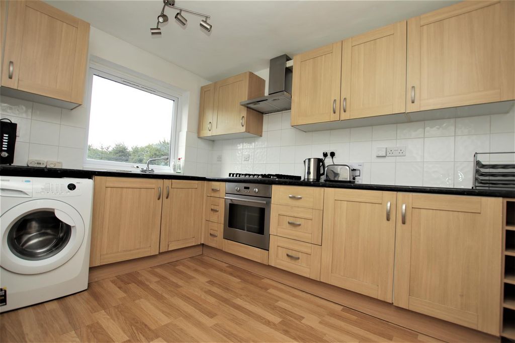 Property photo 2 of 15 Kitchen