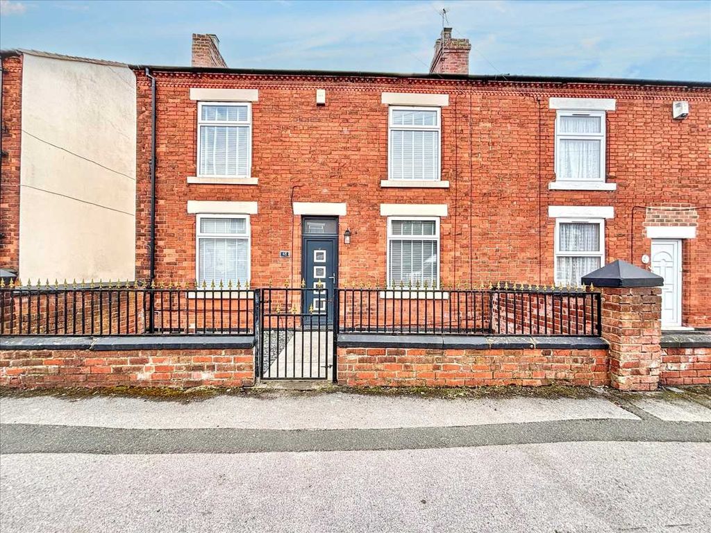 Property photo 2 of 24
