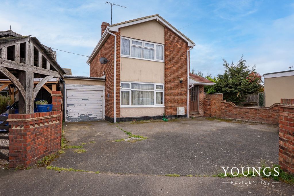 Property photo 1 of 5