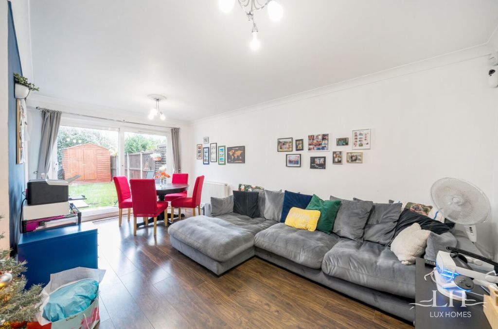 Property photo 3 of 22