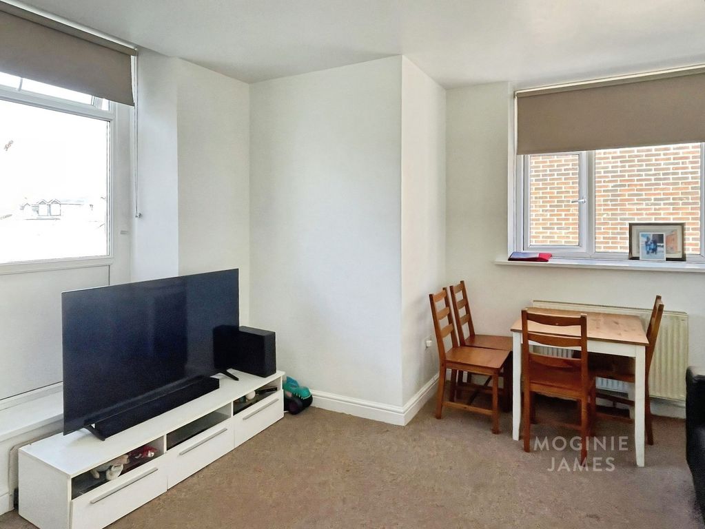 Property photo 1 of 10 Pbox-Img.Jpg