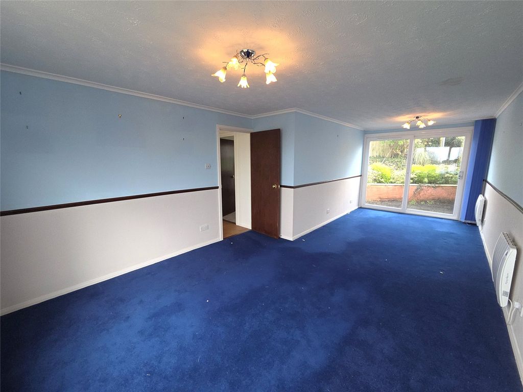 Property photo 3 of 16 Picture No. 06