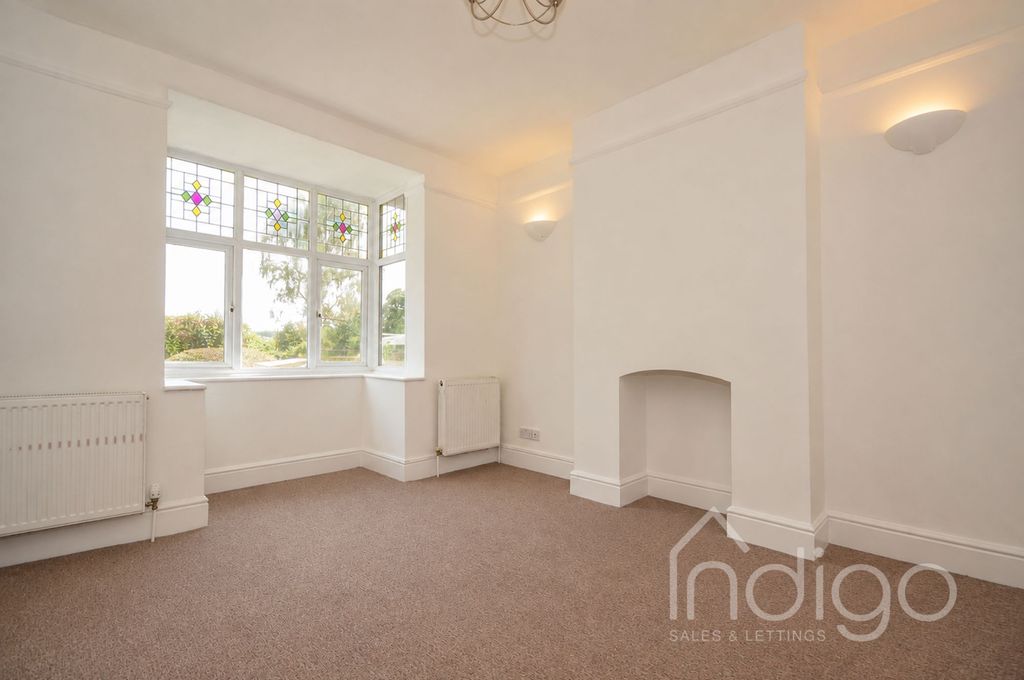 Property photo 3 of 27