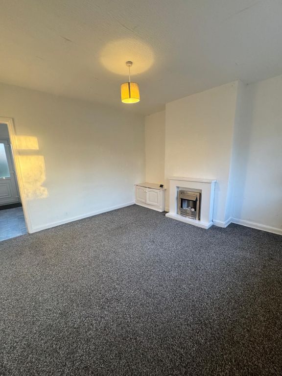 Property photo 2 of 9 Image