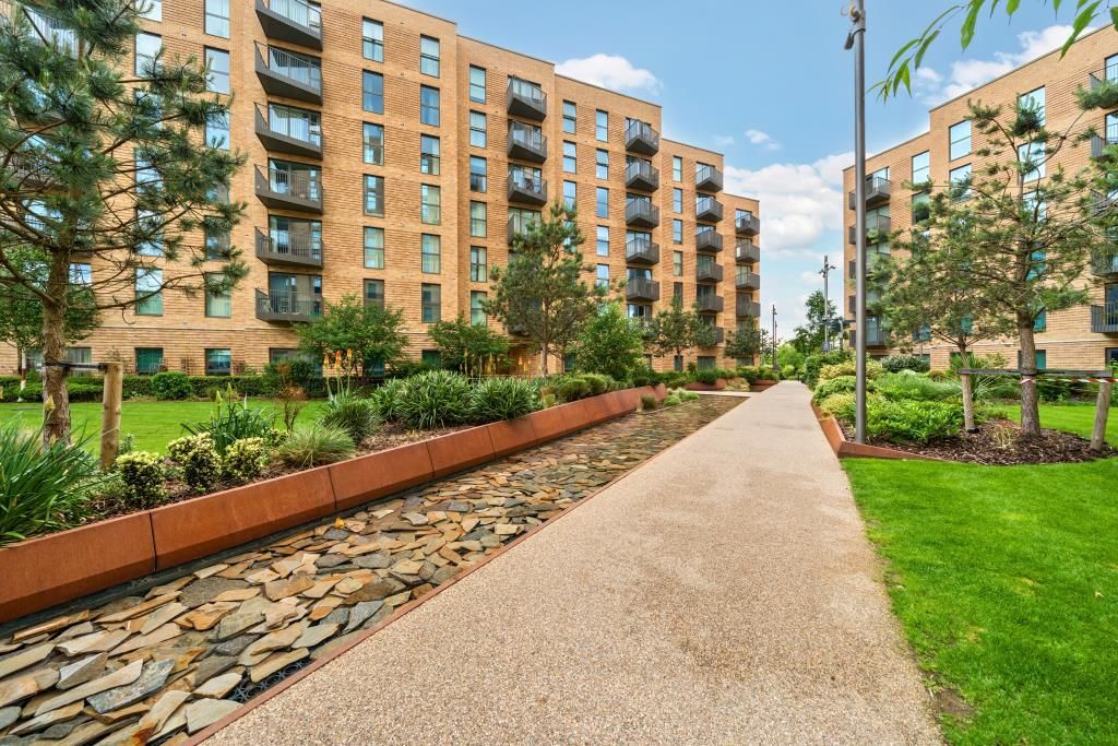 Property photo 1 of 14 External View