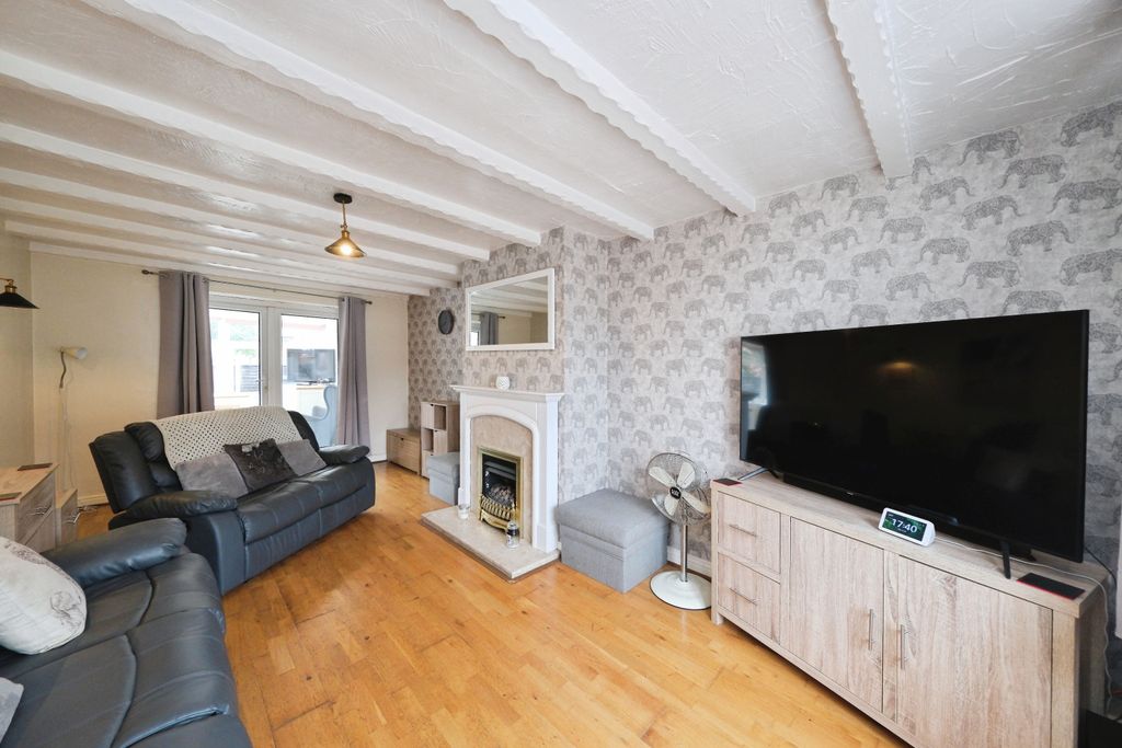 Property photo 2 of 19 Img_7240