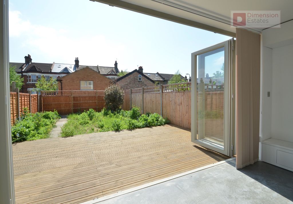 Property photo 3 of 15