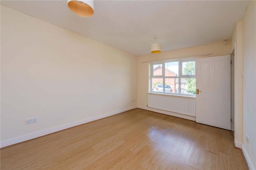 Property photo 3 of 19
