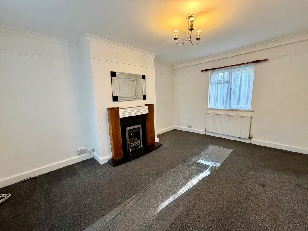 Property photo 2 of 10 Picture No. 11