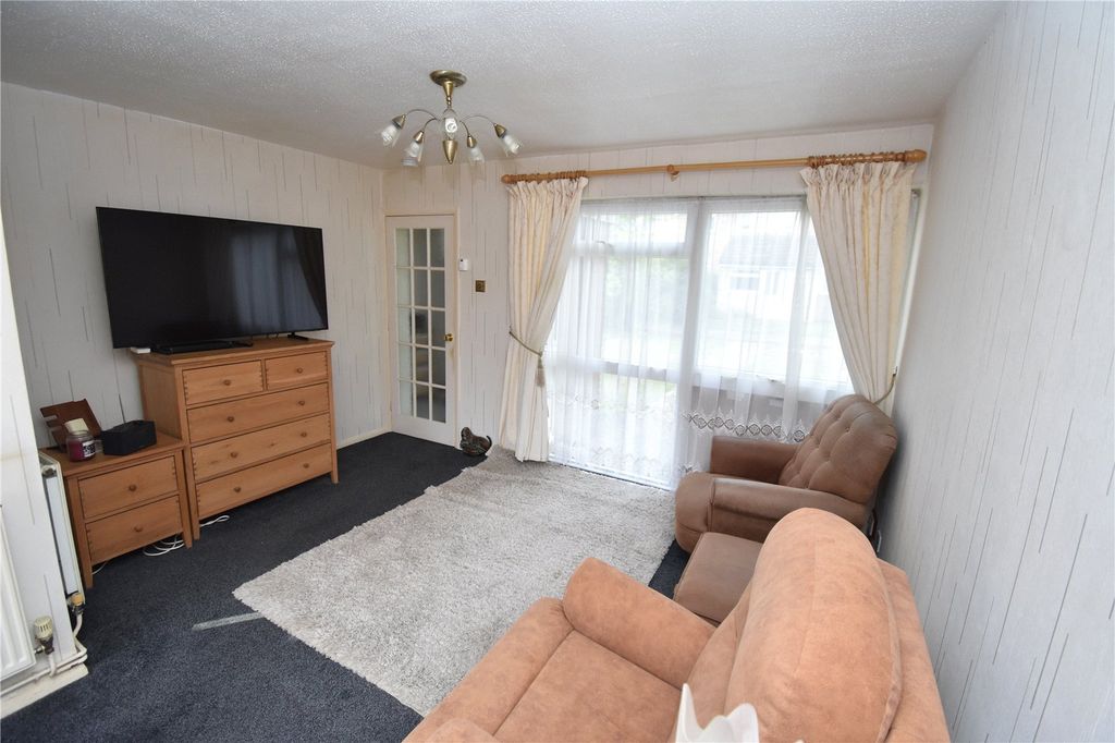 Property photo 2 of 12 Picture No. 07