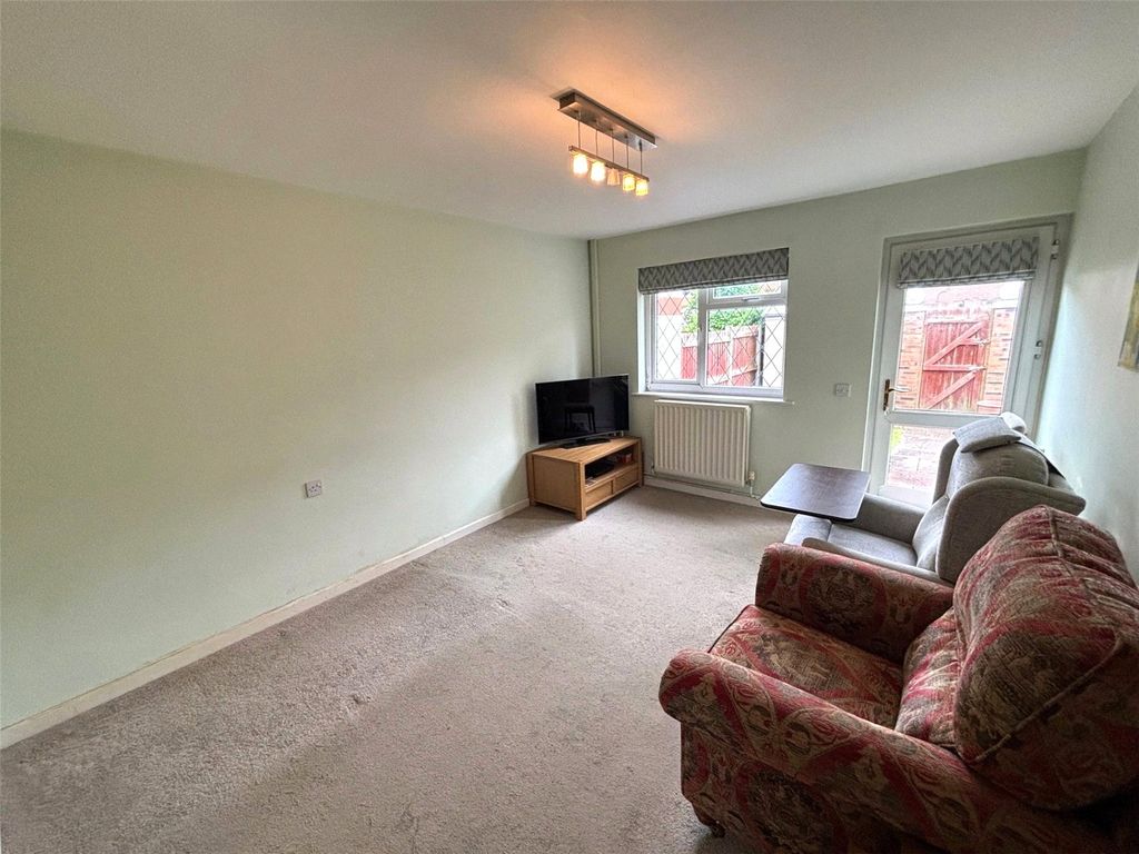 Property photo 2 of 10 Picture No. 17