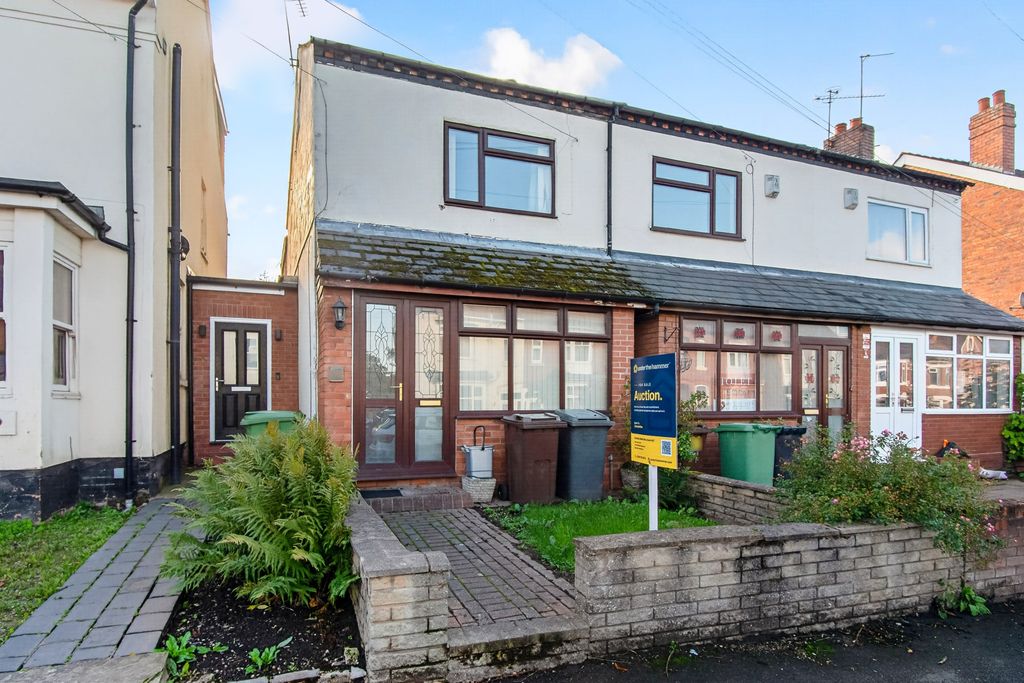 Property photo 2 of 23