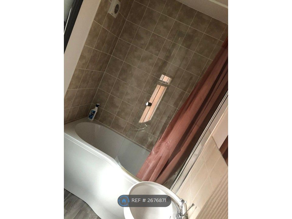 Property photo 3 of 27