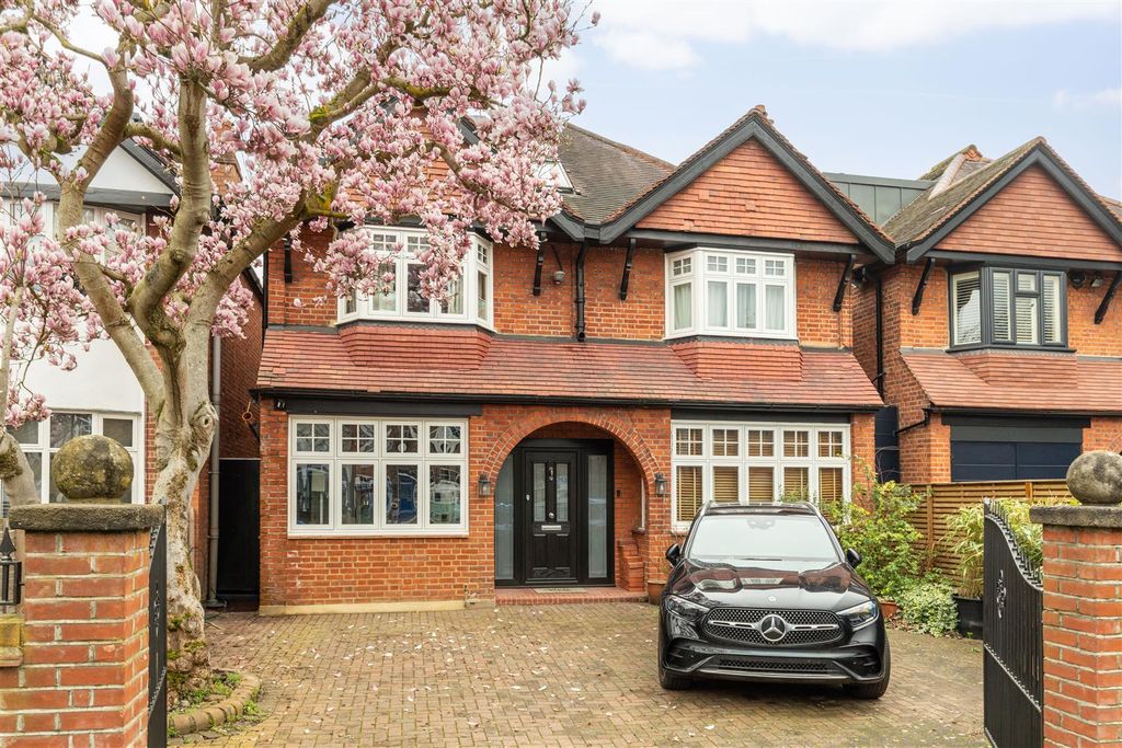 Property photo 1 of 15 Hartington Road-5.Jpg