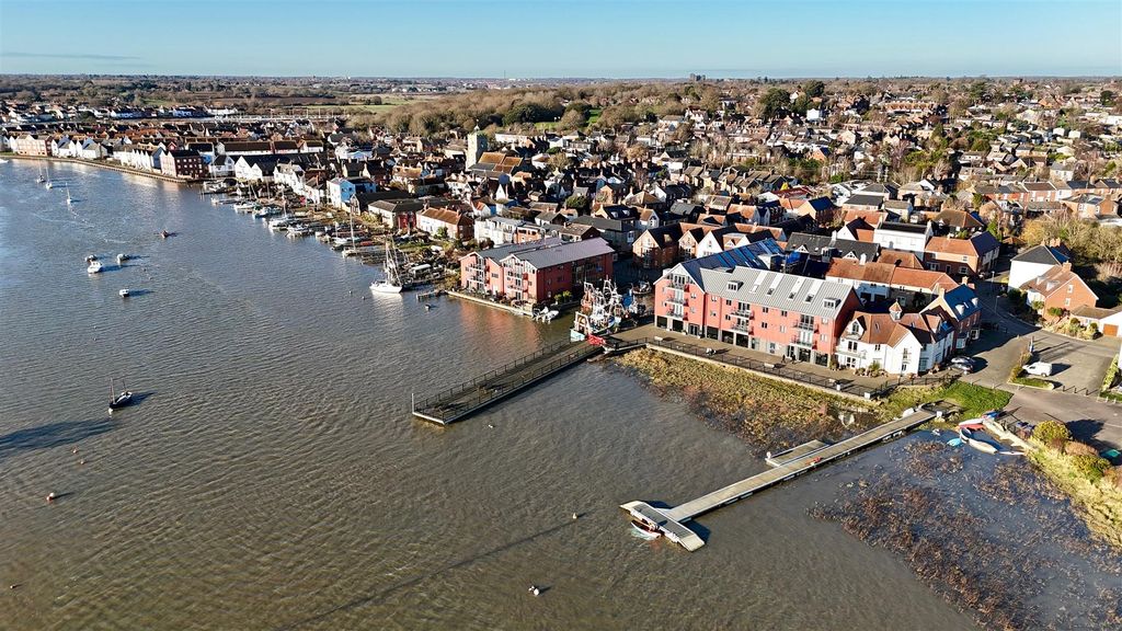 Property photo 1 of 18 Drone