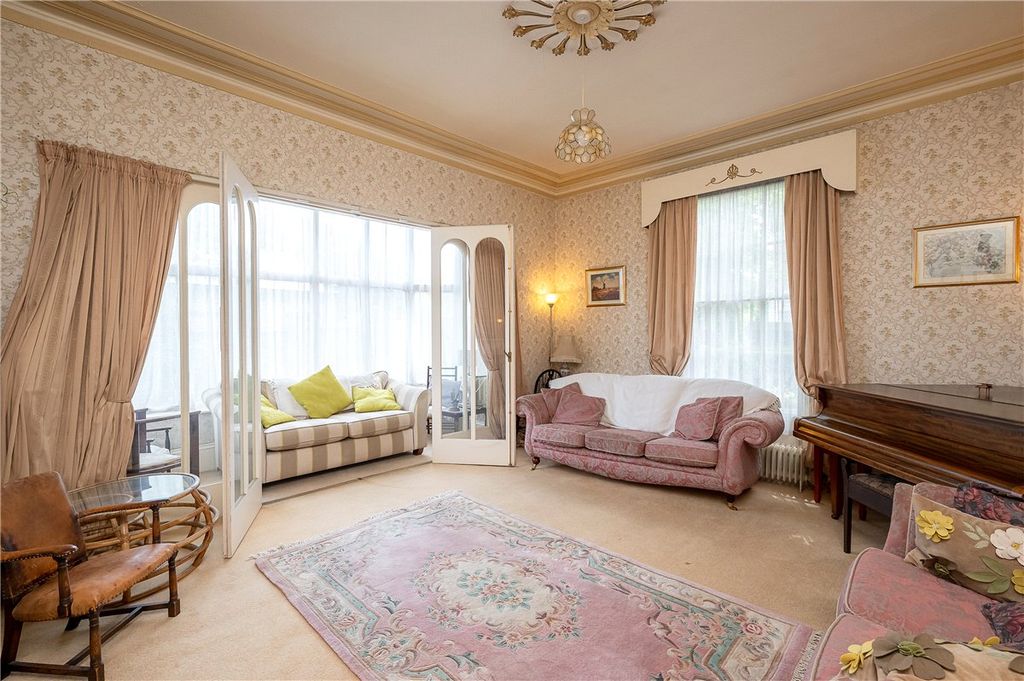 Property photo 2 of 15 Picture No. 05