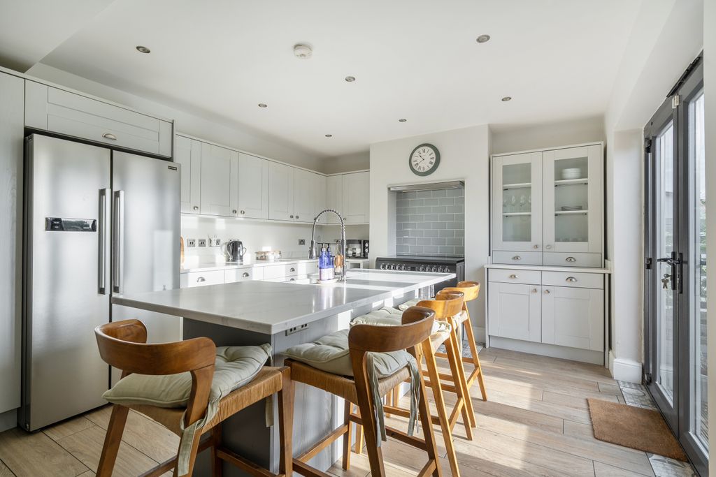 Property photo 2 of 18 Kitchen/Diner