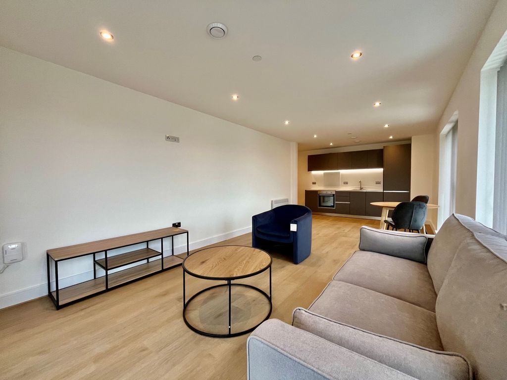 Property photo 2 of 8 Image