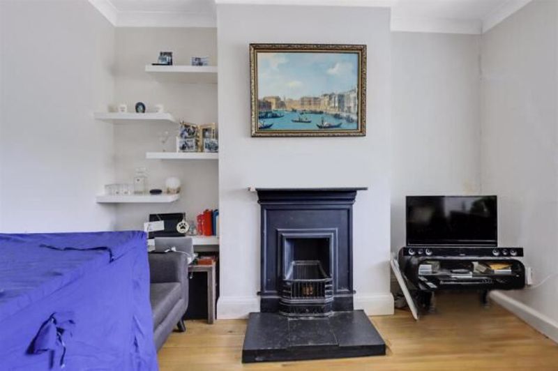 Property photo 3 of 10 Photo 3