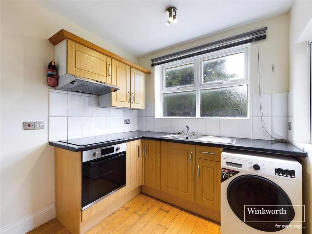 Property photo 2 of 7 Picture No. 21