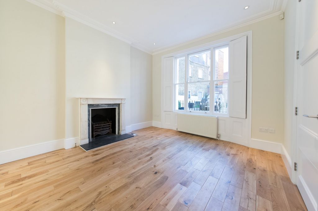 Property photo 2 of 12 Drawing Room