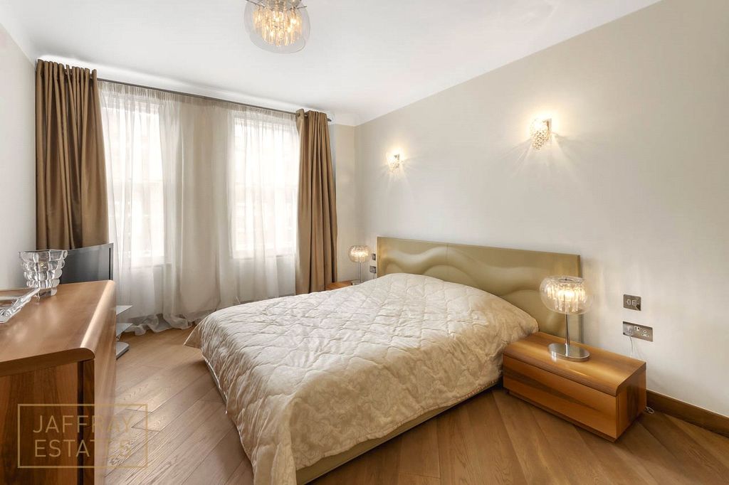 Property photo 2 of 11 Picture No. 05