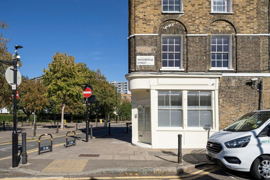 Property photo 3 of 12 Building Exterior