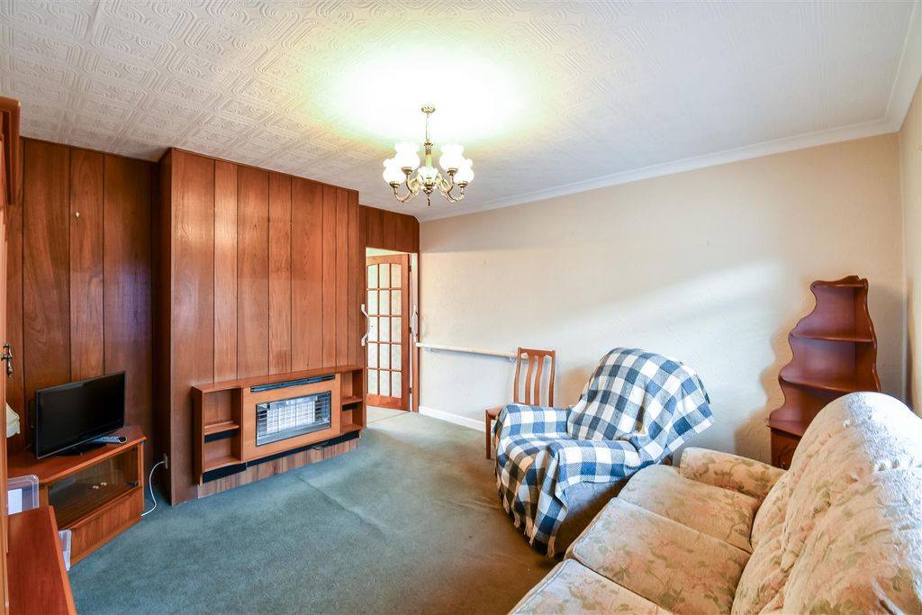 Property photo 3 of 20