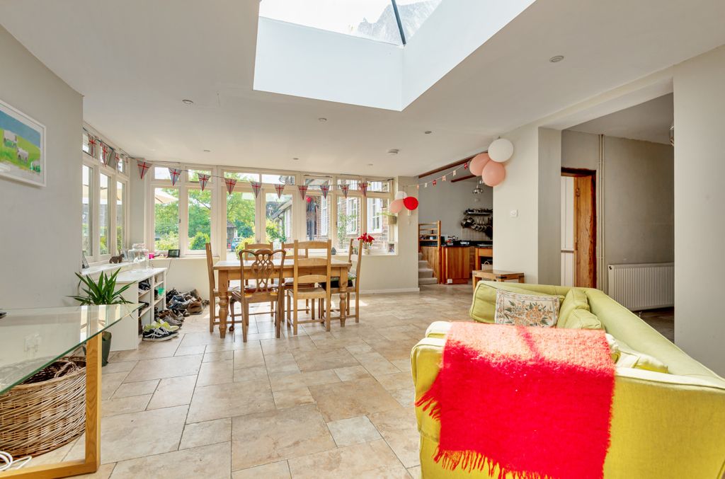 Property photo 3 of 37 858442 (4).Jpg