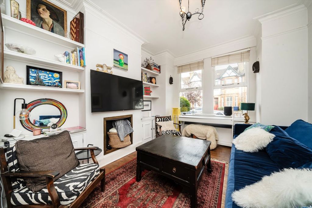 Property photo 2 of 7