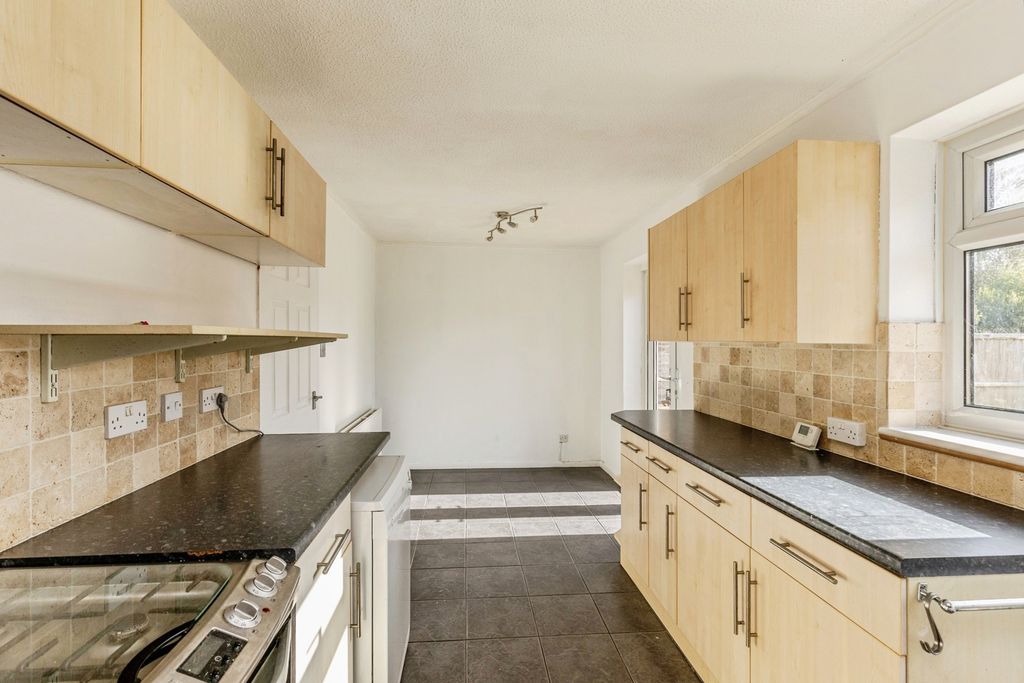 Property photo 3 of 19 Pbox-Img.Jpg