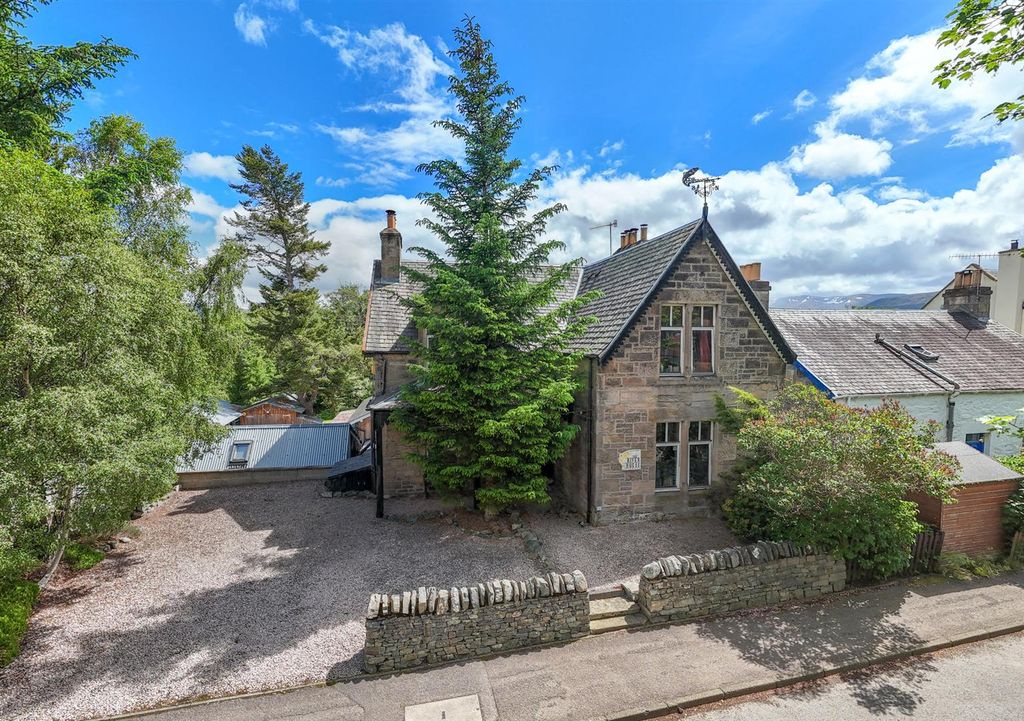 Property photo 1 of 42 The River House, Aviemore
