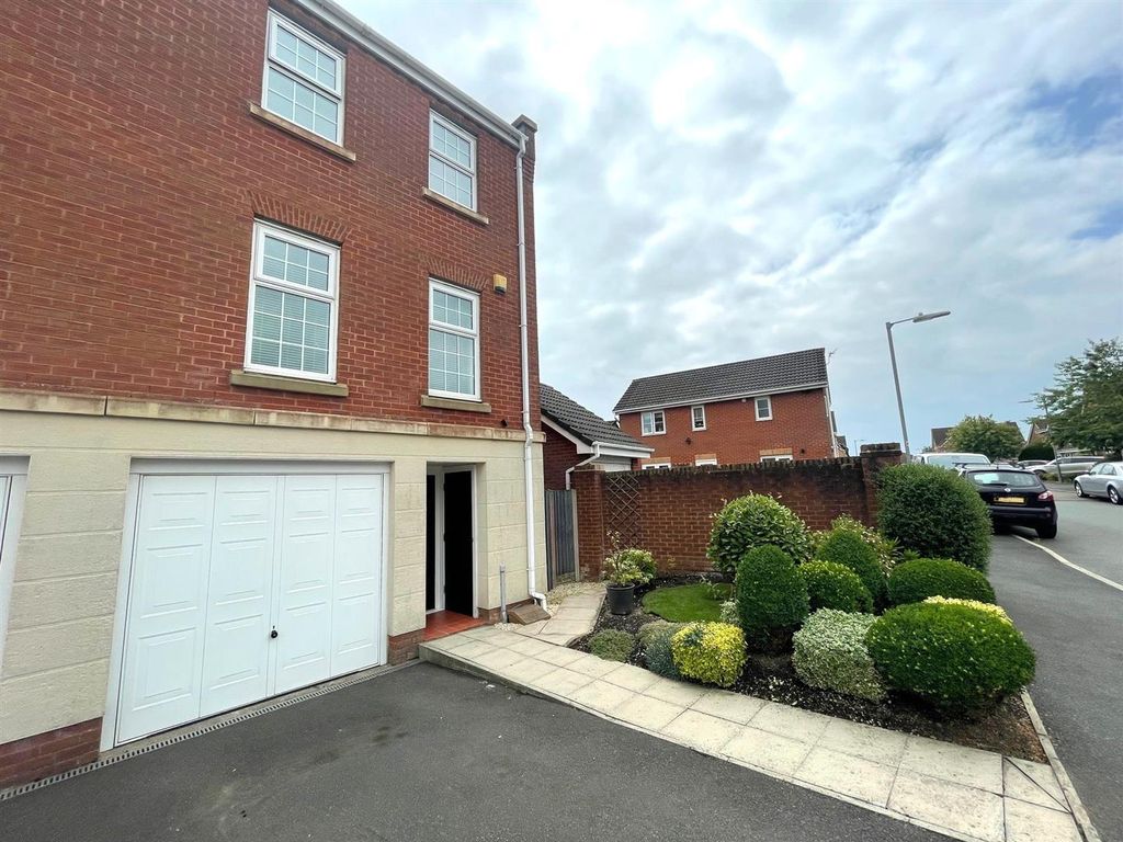 Property photo 1 of 27 A.Jpg