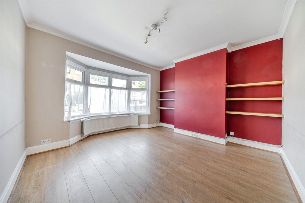 Property photo 2 of 11 Picture No. 34
