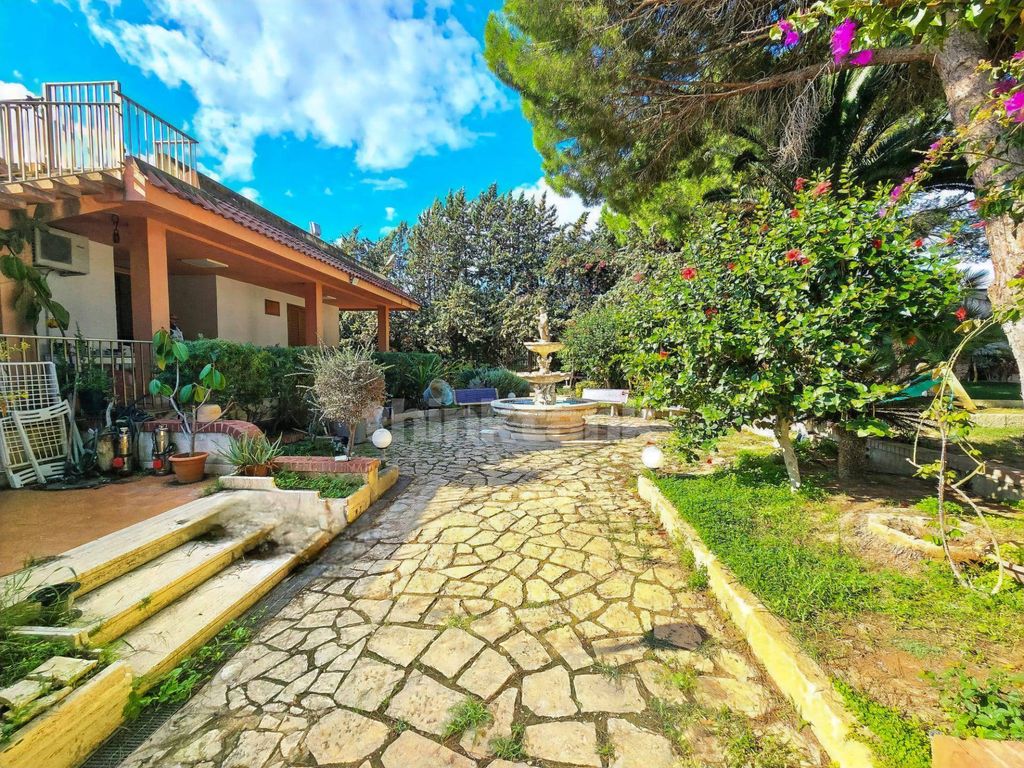 Property photo 3 of 38