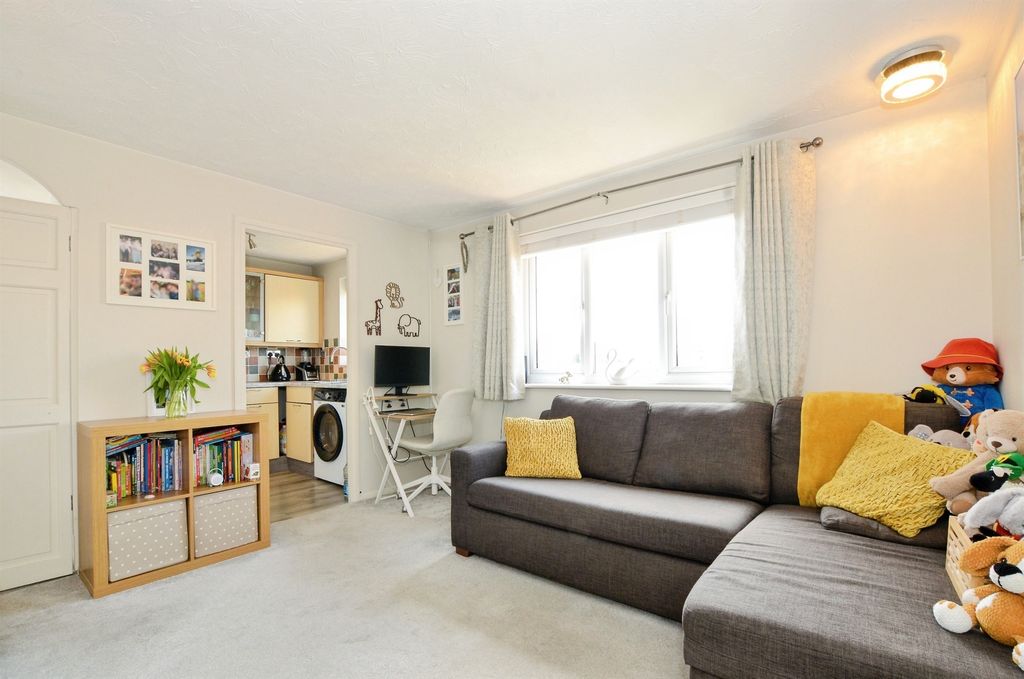 Property photo 1 of 10