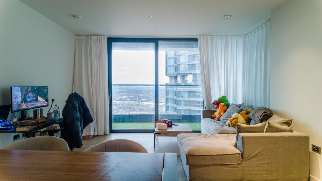 Property photo 2 of 9