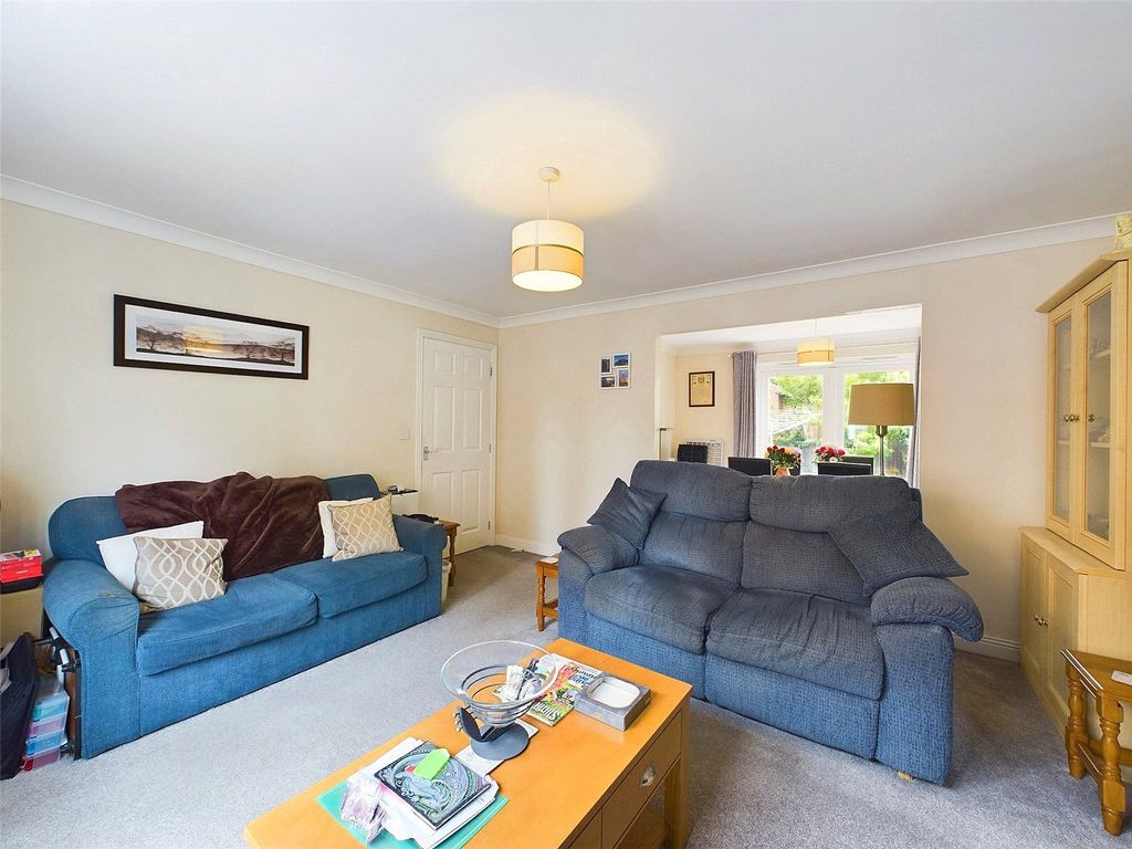 Property photo 2 of 15 Picture No. 24