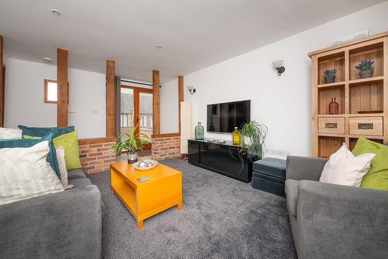 Property photo 3 of 14 Photo 23