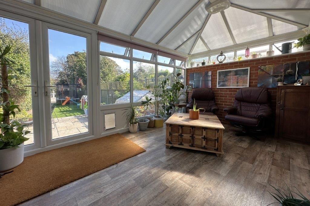 Property photo 3 of 19 Photo 3