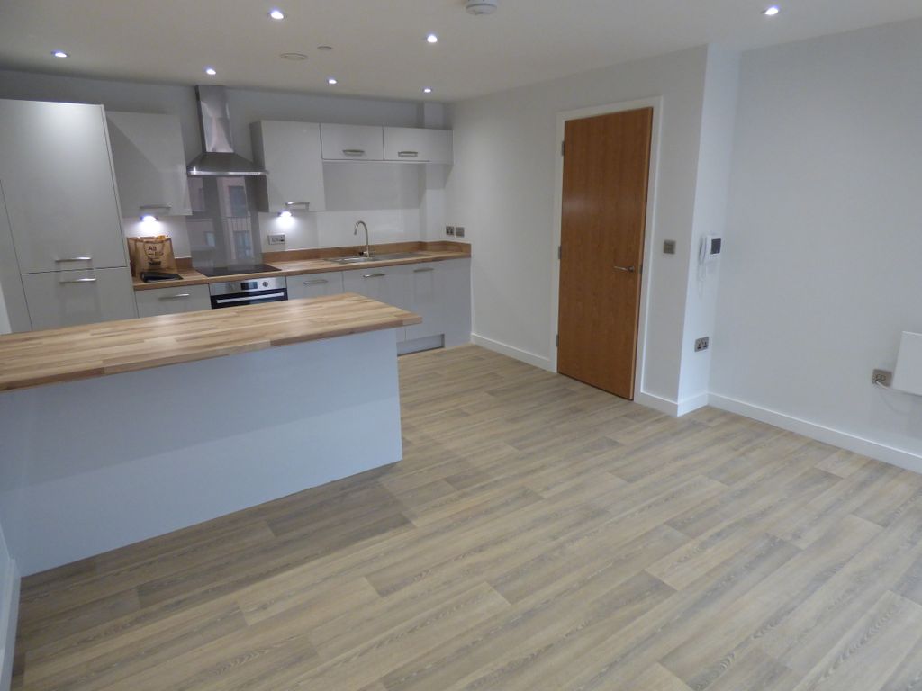 Property photo 2 of 6