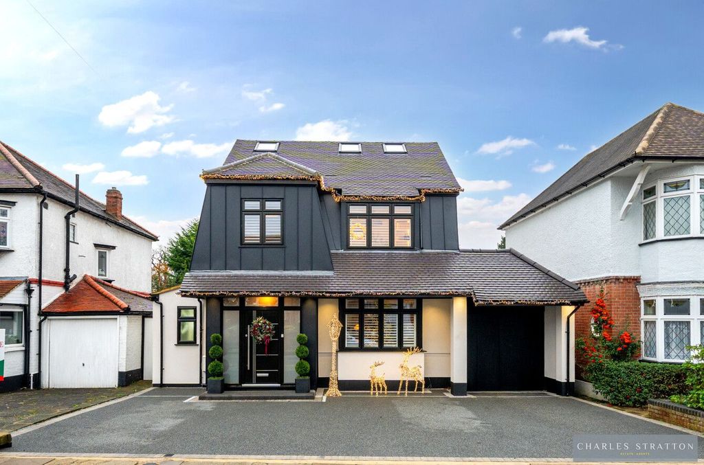 Property photo 2 of 34